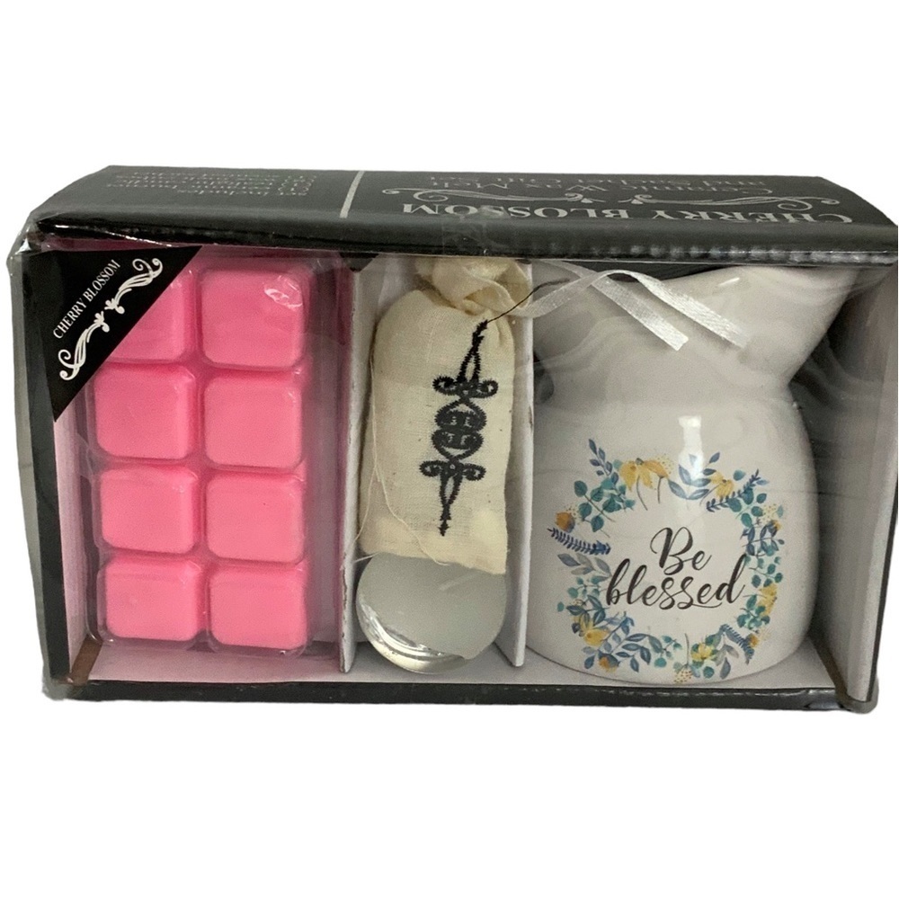 Wax Melt Burner Gift Set Ceramic Burner melts Sachets Tealight 4 PC Boxed Set